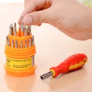 Отвертка с битами для мелких работ,31 предмет